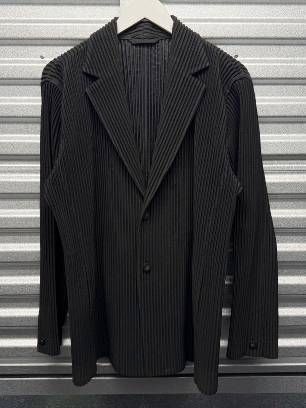 ISSEY MIYAKE HOMME PLISSE BLACK POLYESTER PLEATED BLAZER JACKET